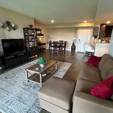 Spacious 2 Bedroom 2 Bathroom Apartment With Balcony In Uptown Charlotte! City Views & Free Parking! Exteriér fotografie