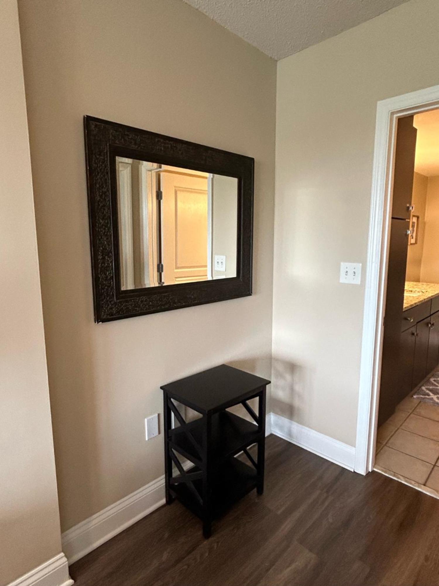 Spacious 2 Bedroom 2 Bathroom Apartment With Balcony In Uptown Charlotte! City Views & Free Parking! Exteriér fotografie