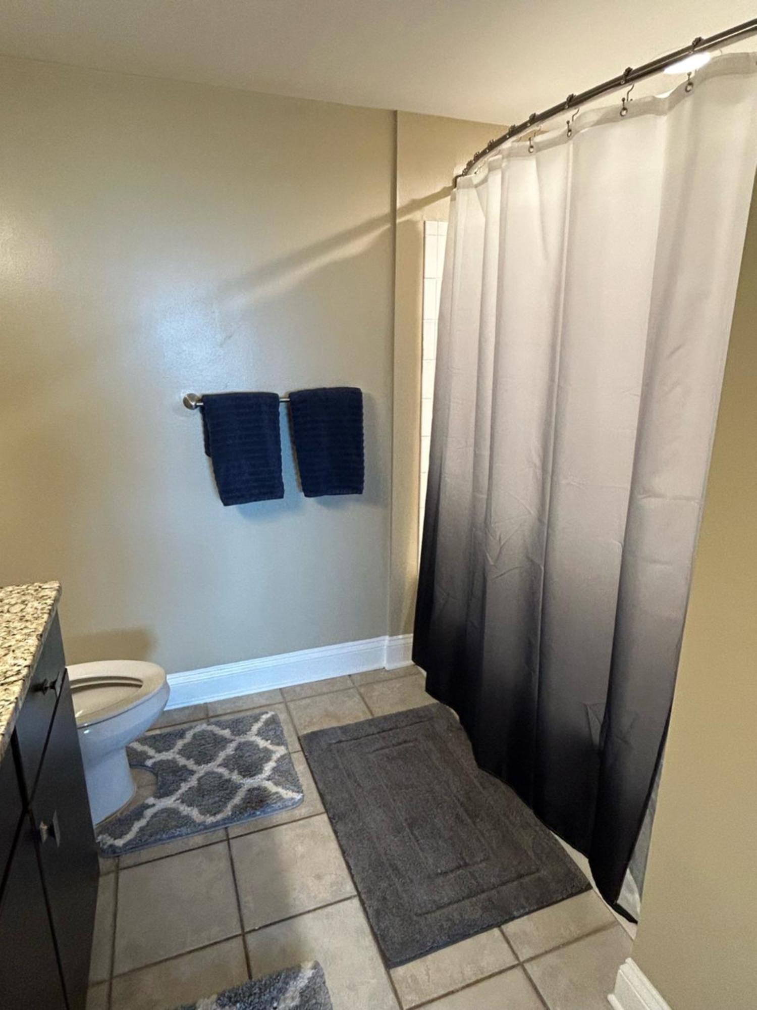Spacious 2 Bedroom 2 Bathroom Apartment With Balcony In Uptown Charlotte! City Views & Free Parking! Exteriér fotografie
